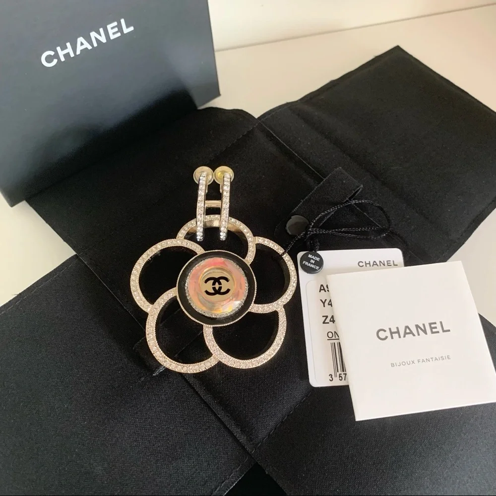 CHANEL camellia flower